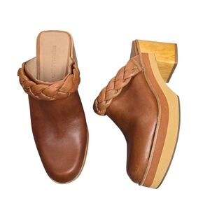 Bernardo Womens Saffia Brown Braided Leather Mule Clogs Shoe Size 6